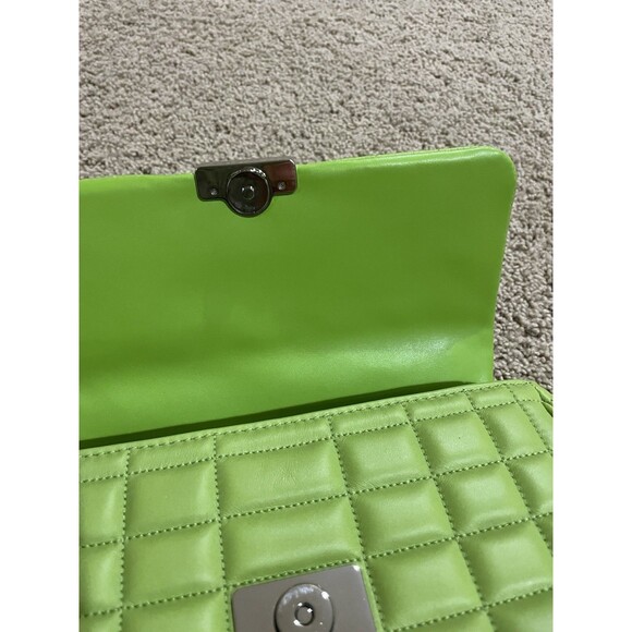 NWT Michael Kors Tribeca Large Quilted Leather Shoulder/Crossbody Bag In Green - Picture 10 of 13